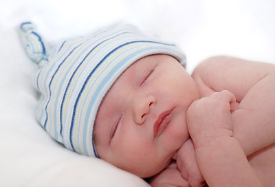 Die Hautpflege Ihres Babys in den ersten Lebenstagen
