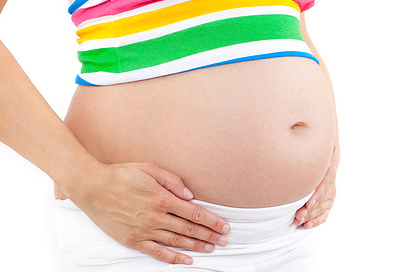 Was hilft bei Wadenkrämpfen in der Schwangerschaft?
