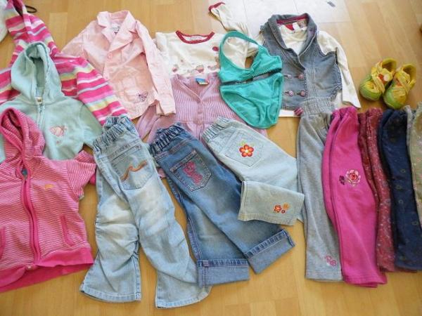 Bild zu mädchen paket gr 98 - Schwanger - wer noch? Rund um die Schwangerschaft