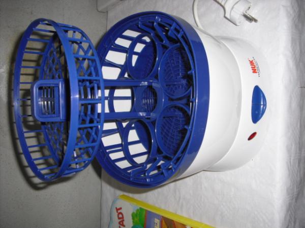 Bild zu Nuk Vaporisator Blau/weiß fast neu - Schwanger - wer noch? Rund um die Schwangerschaft