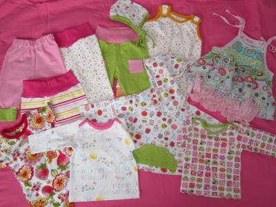 Bild zu genähte Babyausstattung - Foto - Schwanger - wer noch? Rund um die Schwangerschaft