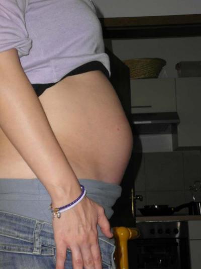 Bild zu Mein Bauch in der 32. ssw - Schwanger - wer noch? Rund um die Schwangerschaft