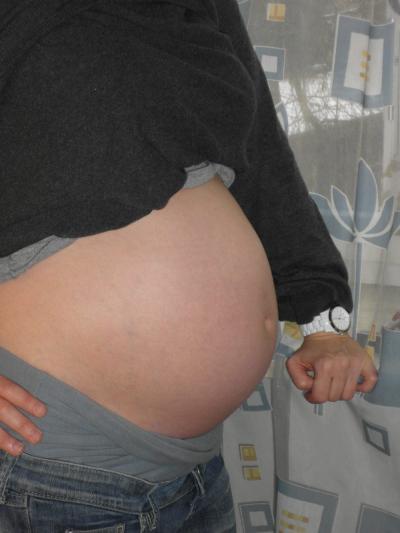 Bild zu Mein Bauch in der 37. ssw - Schwanger - wer noch? Rund um die Schwangerschaft