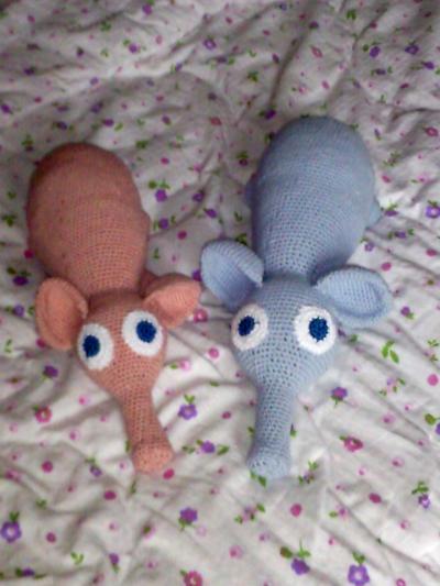 Bild zu B I E T E - Handgestrickte Babybekleidung / gehäkelte Kuscheltiere - Schwanger - wer noch? Rund um die Schwangerschaft