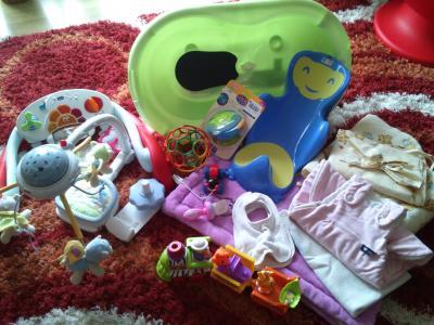 Bild zu Babyerstausstattung Set - Schwanger - wer noch? Rund um die Schwangerschaft