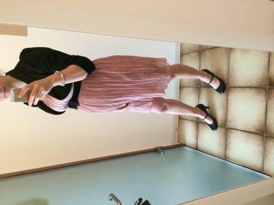 Bild zu Kleid Standesamt - Schwanger - wer noch? Rund um die Schwangerschaft
