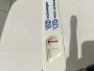 Bild zu Verdunstungslinie - Schwanger - wer noch? Rund um die Schwangerschaft