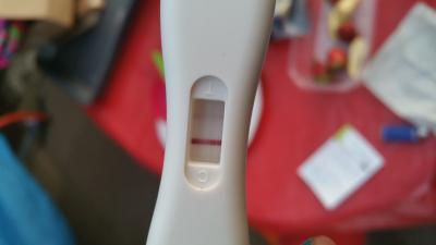 Bild zu test leicht rosa... - Schwanger - wer noch? Rund um die Schwangerschaft