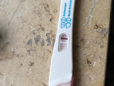 Bild zu Test positiv? - Schwanger - wer noch? Rund um die Schwangerschaft