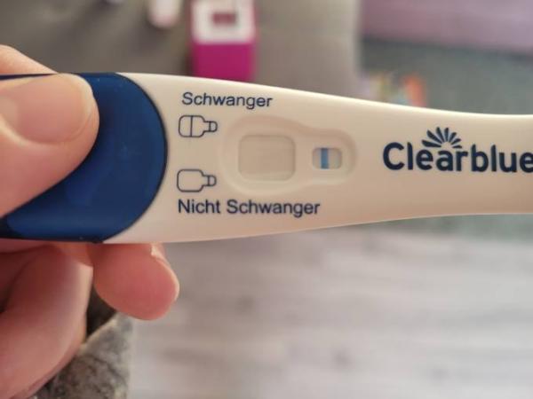 Bild zu Schwangerschafttest - Schwanger - wer noch? Rund um die Schwangerschaft