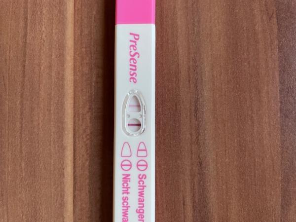 Bild zu Linie zu schwach? - Schwanger - wer noch? Rund um die Schwangerschaft