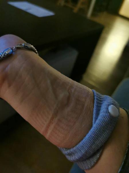 Bild zu Akupressur Armbänder Übelkeit - Schwanger - wer noch? Rund um die Schwangerschaft