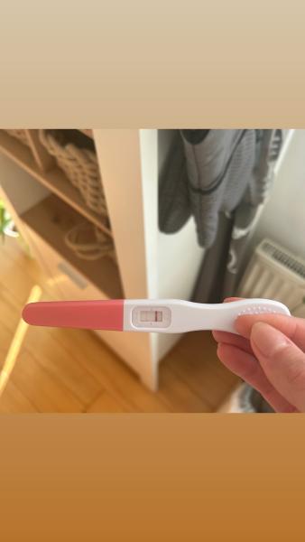 Bild zu Schwanger? Blutung! - Schwanger - wer noch? Rund um die Schwangerschaft