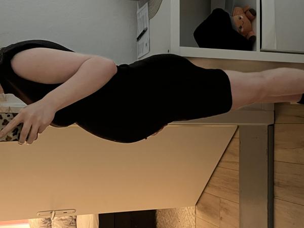 Bild zu Ist der Bauch wirklich so klein ? - Schwanger - wer noch? Rund um die Schwangerschaft