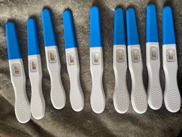 Bild zu Alle Ovulationstests positiv?😕 - Kinderwunsch nach Fehlgeburt