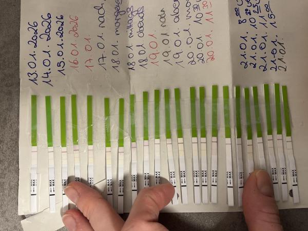 Bild zu Ovulationstest deuten - Kinderwunsch nach Fehlgeburt