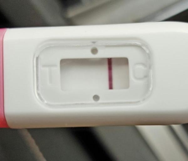 Bild zu sst ist da ein Hauch einer Linie? - Kinderwunsch - bitte noch ein Baby