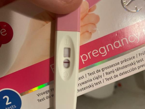 Bild zu Schwangerschaftstest mit 3 Linien? - Kinderwunsch - bitte noch ein Baby