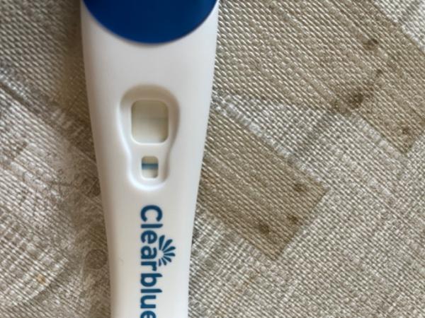 Bild zu Ist das jetzt positiv oder negativ 🤔🤦♀️ - Kinderwunsch - bitte noch ein Baby