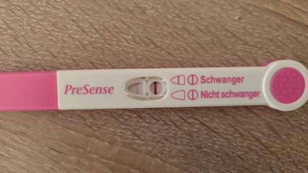 Bild zu Es+17 test schwach noch Chancen? - Kinderwunsch - bitte noch ein Baby