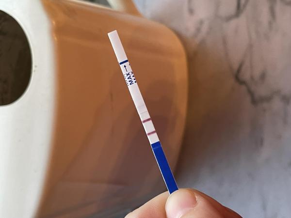 Bild zu Schwangerschaftstest an ES+7 fett positiv? - Kinderwunsch - bitte noch ein Baby