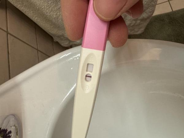 Bild zu Schwangerschaftstest positiv? - Kinderwunsch - bitte noch ein Baby