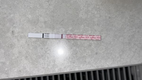 Bild zu Was meint ihr? Positiv oder VL? - Kinderwunsch - bitte noch ein Baby