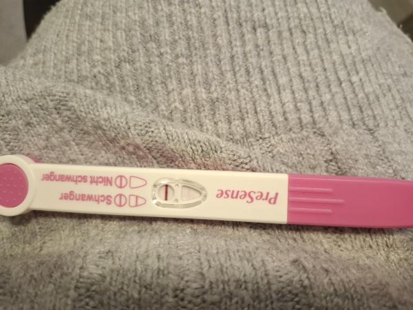 Bild zu ES+12 leicht positiv ? - Kinderwunsch - bitte noch ein Baby