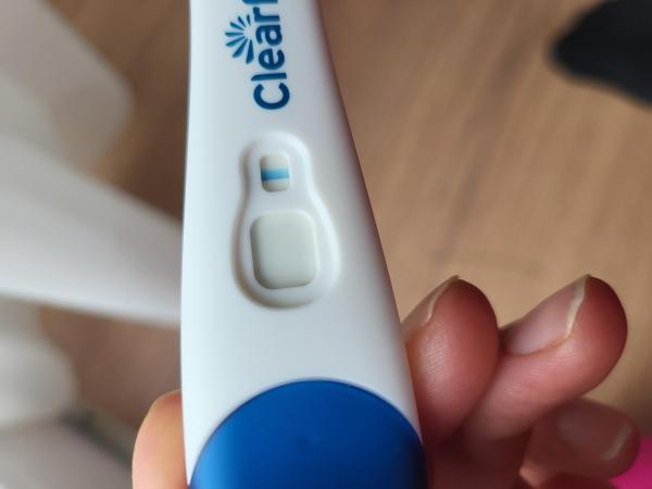 Bild zu Positiv oder 2 mal verdunstungslinie gehabt? - Kinderwunsch - bitte noch ein Baby