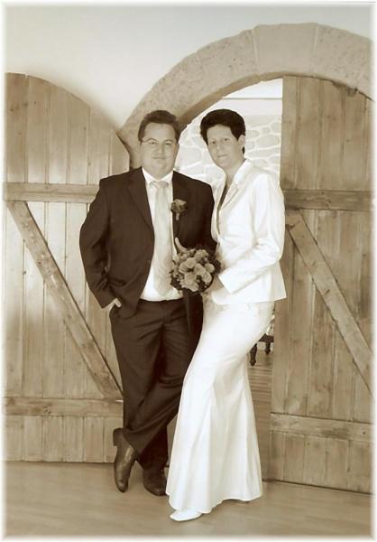 Bild zu Hochzeitsfoto - Kinderwunschbehandlung