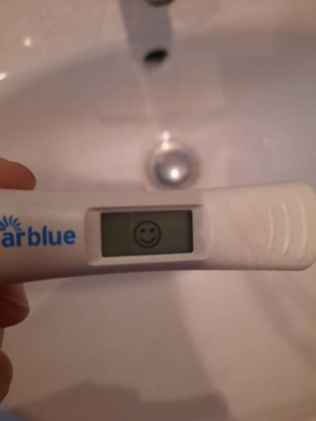 Bild zu OVUTEST Smiley blinkt - Kinderwunschbehandlung