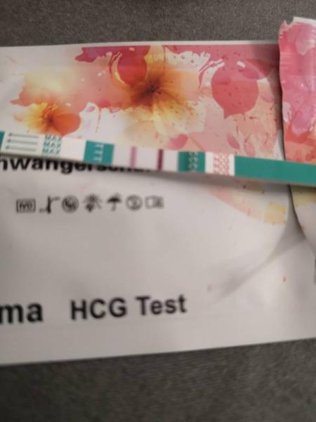 Bild zu Darf ich mich freuen? - Kinderwunschbehandlung