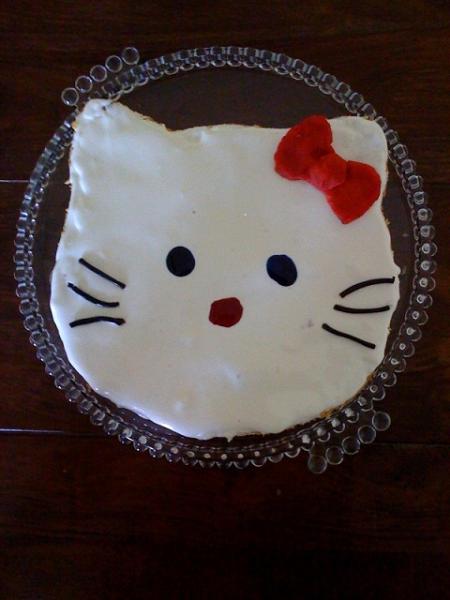 Bild zu Hello Kitty Kuchen :) - Kochen und Backen