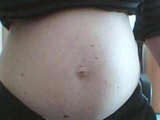 Bild zu so leute hab gerad mal mein bauch fotografiert - Kinderwunsch - was tun, um schwanger zu werden?