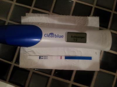 Bild zu da ist der test! - Kinderwunsch - was tun, um schwanger zu werden?