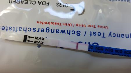 Bild zu Bin verwirrt - Kinderwunsch - was tun, um schwanger zu werden?