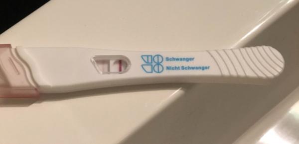 Bild zu Schwangerschaftstet - ist der etwa positiv?? - Kinderwunsch - was tun, um schwanger zu werden?