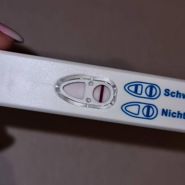 Bild zu Schwangerschaftstest leicht positiv?? - Kinderwunsch - was tun, um schwanger zu werden?