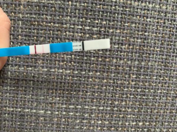 Bild zu Verdunstungsline oder positiv? - Kinderwunsch - was tun, um schwanger zu werden?