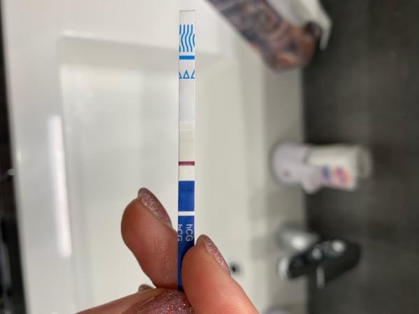 Bild zu Test - Kinderwunsch - was tun, um schwanger zu werden?