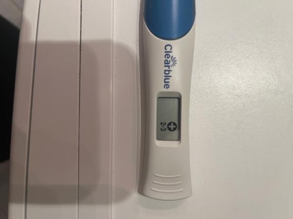 Bild zu Clearblue-Testergebnis - Kinderwunsch - was tun, um schwanger zu werden?