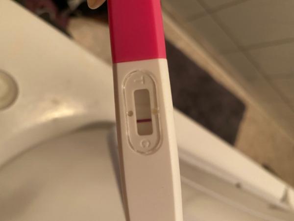 Bild zu Verdunstungslinie oder positiver Test ? - Kinderwunsch - was tun, um schwanger zu werden?