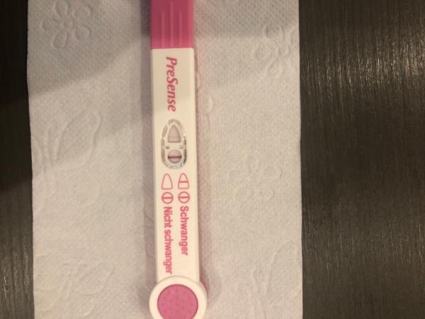 Bild zu SS-Test Positiv (bin ES +12) - Kinderwunsch - was tun, um schwanger zu werden?