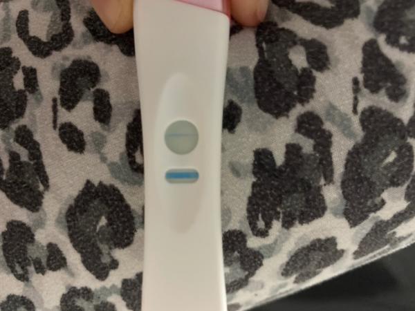 Bild zu Test positiv? - Kinderwunsch - was tun, um schwanger zu werden?