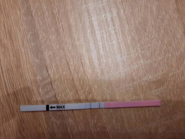 Bild zu 1 Woche ziehende 'Schmerzen' linker Unterbauch - Kinderwunsch - was tun, um schwanger zu werden?