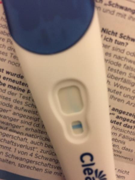 Bild zu Komische geschwungene linie ergebnisfenster clearblue frühtest - Kinderwunsch - was tun, um schwanger zu werden?