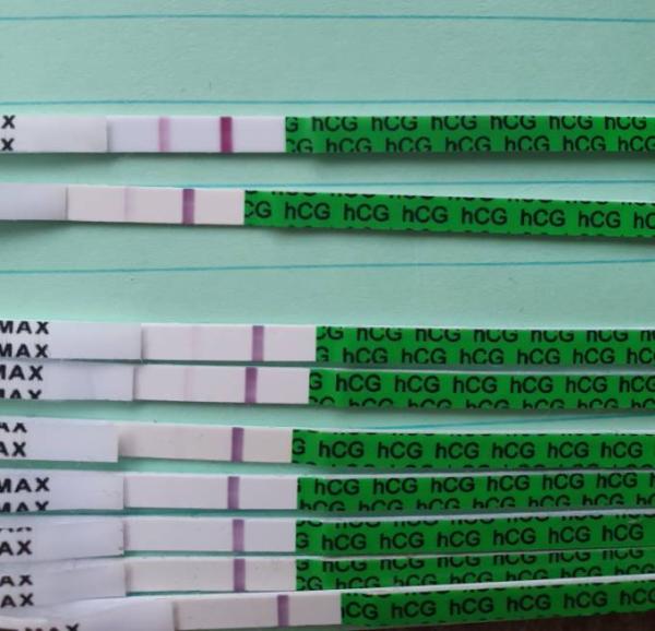 Bild zu Es+ 13 positiver Test - Bauchschmerzen - Kinderwunsch - was tun, um schwanger zu werden?