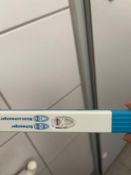 Bild zu Ist dieser Test positiv? - Kinderwunsch - was tun, um schwanger zu werden?