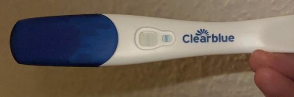 Bild zu Schwangerschaftstest CB frühtest positiv oder negativ - Kinderwunsch - was tun, um schwanger zu werden?