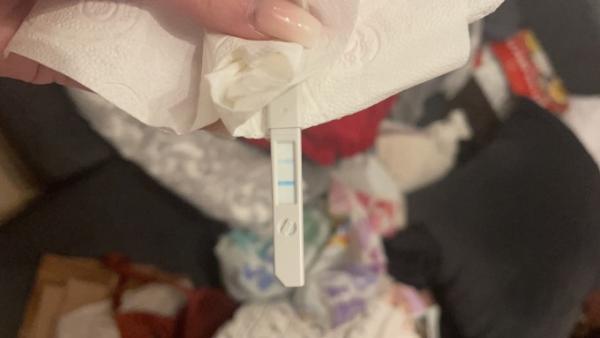 Bild zu Ovulationstest schwanger ? - Kinderwunsch - was tun, um schwanger zu werden?